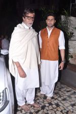Amitabh Bachchan, Abhishek Bachchan at Shaad Ali_s Eid bash in Juhu, Mumbai on 9th Aug 2013 (46).JPG